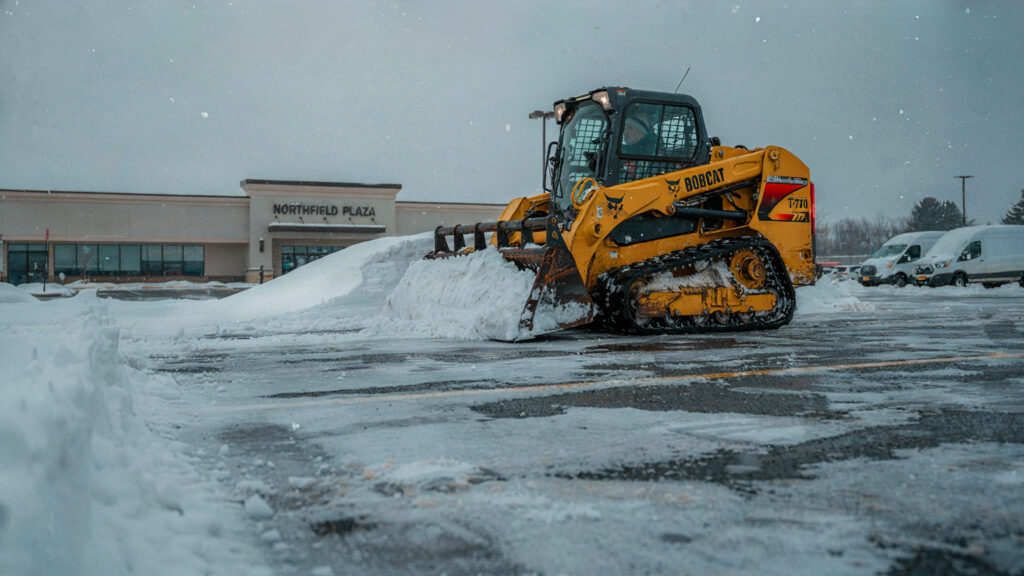 A Guide to Choosing the Right Wheel Loader Snow Pusher